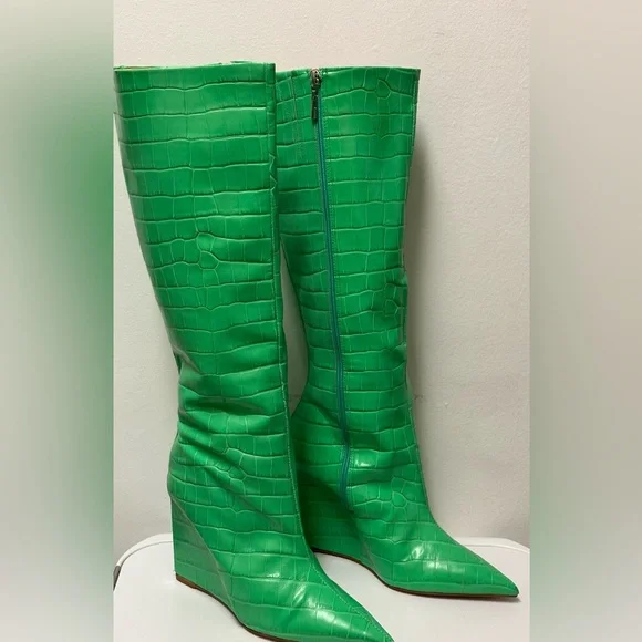 SCHUTZ ASYA UP COUROS/VERDE WIDE CROCO /GIANNI GRE Vibrant Green Embossed Boots - Picture 3 of 8